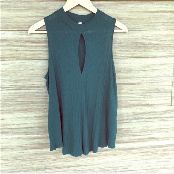 Free People Tops - 💙final💙 FREE PEOPLE key hole ribbed tank top